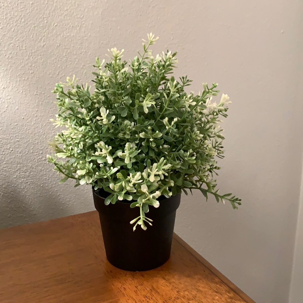 IKEA Artificial Faux Potted Greenery Plant Like New